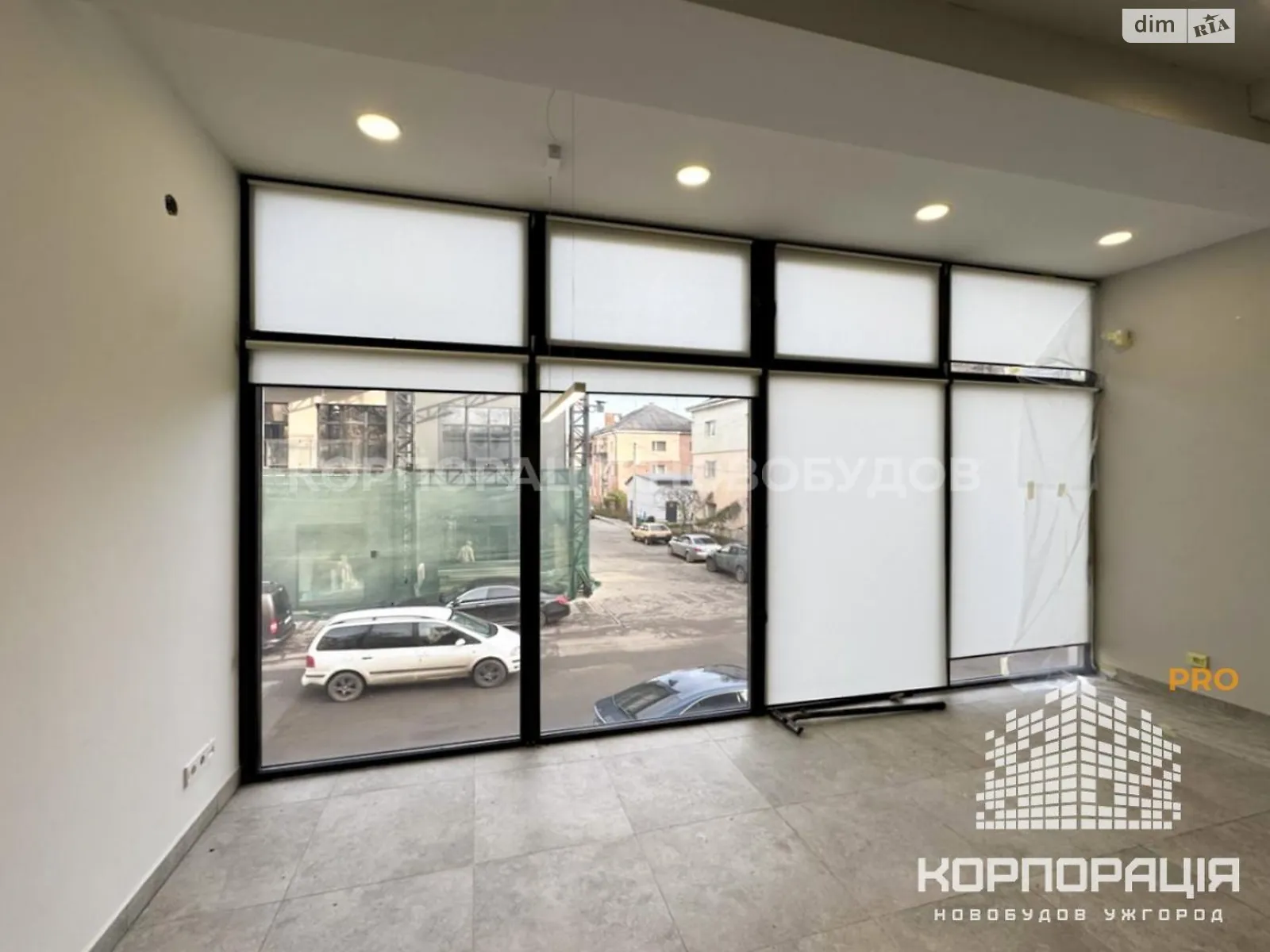 Сдается в аренду офис 84 кв. м в бизнес-центре, цена: 900 $ - фото 1