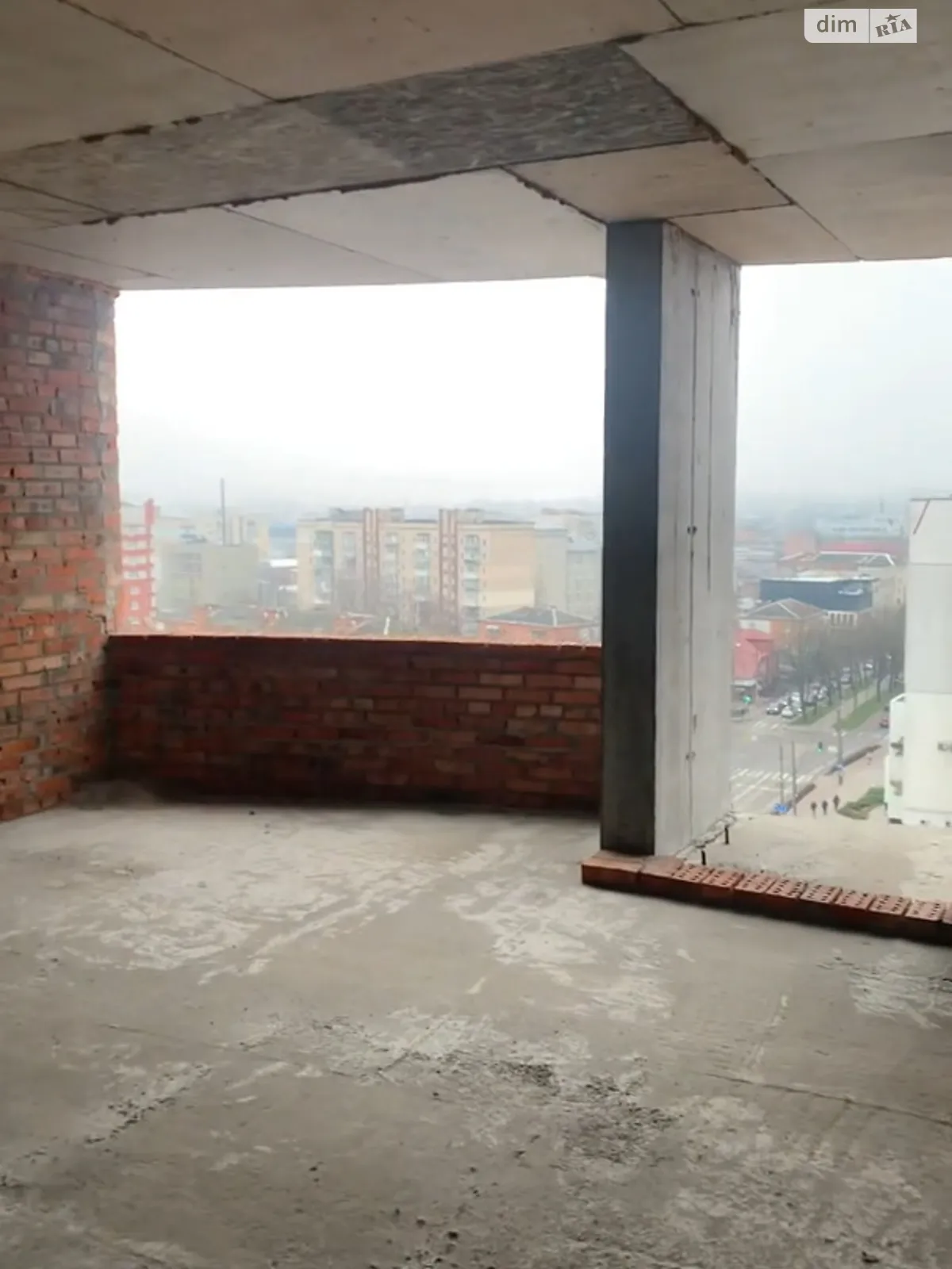 Продается 1-комнатная квартира 42 кв. м в Хмельницком, ул. Подольская, 116 - фото 1