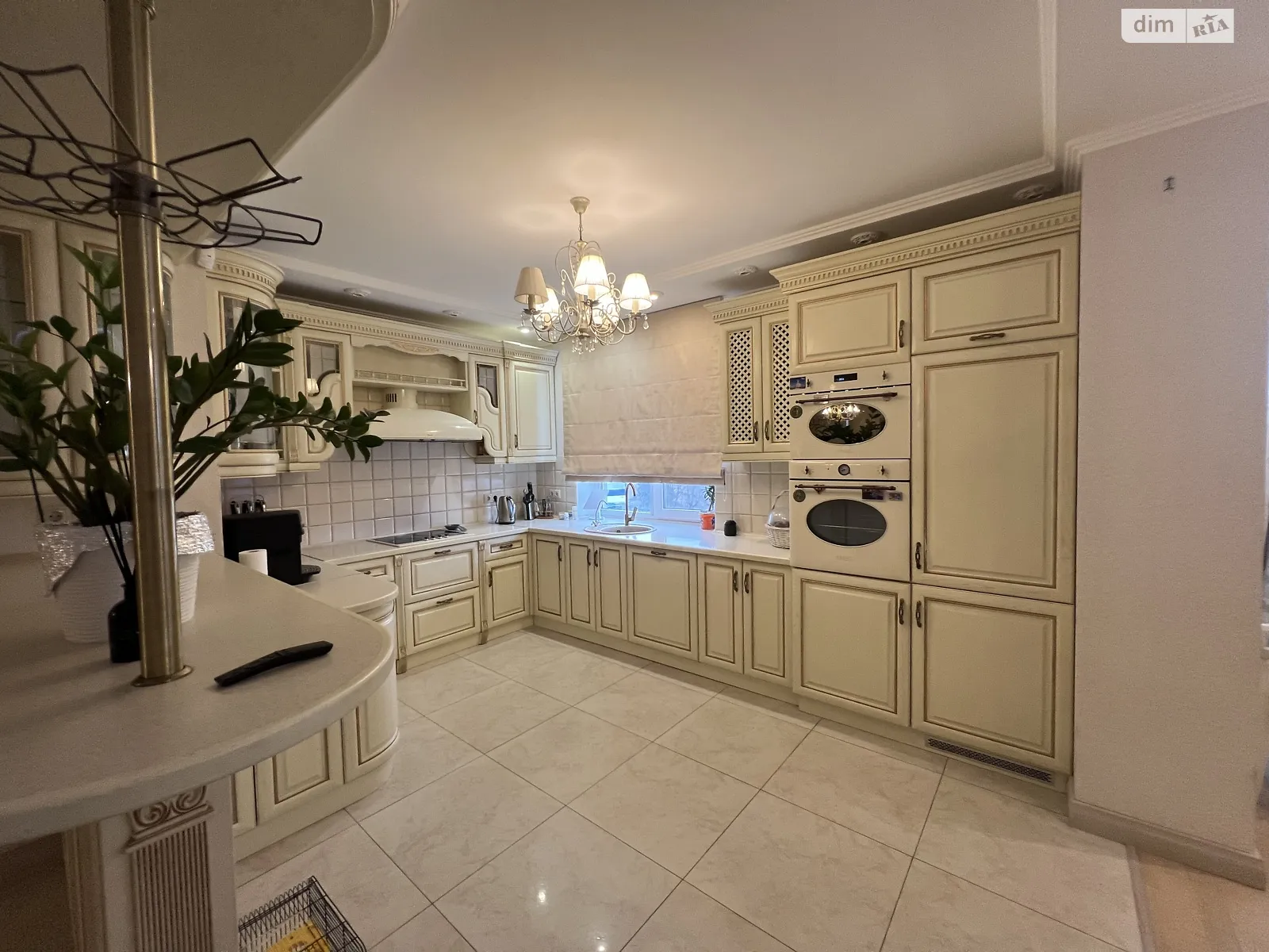 Продается 3-комнатная квартира 145 кв. м в Виннице, ул. Пирогова - фото 1