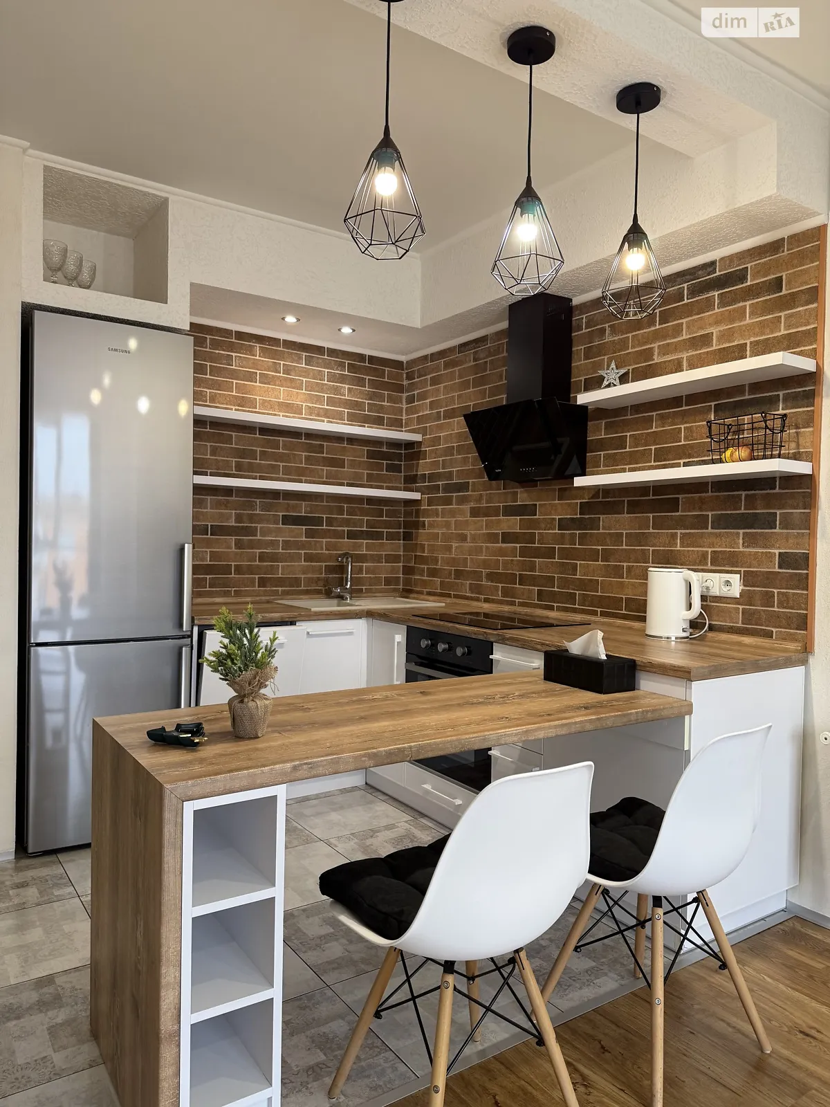 Продается 1-комнатная квартира 71 кв. м в Виннице, ул. Вячеслава Черновола, 29 - фото 1