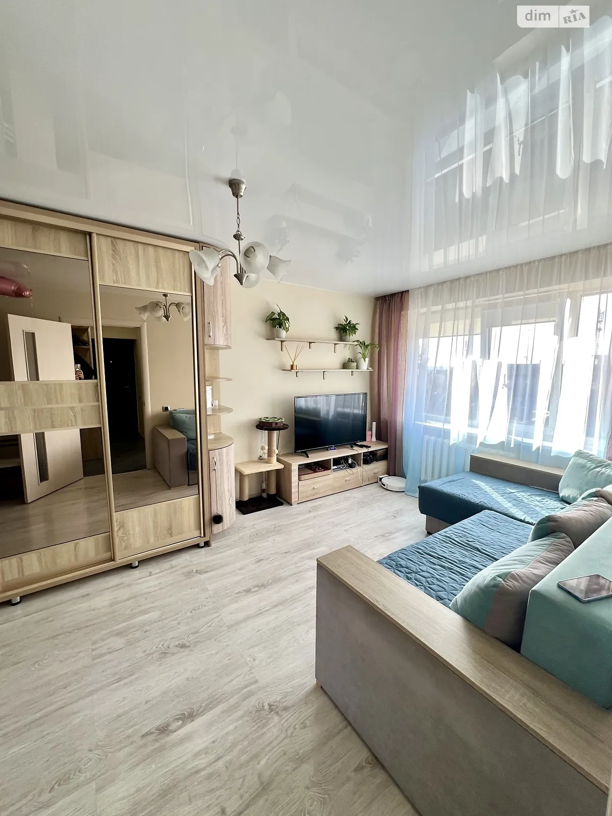 3-комнатная квартира 54.3 кв. м в Луцке, цена: 79900 $ - фото 1