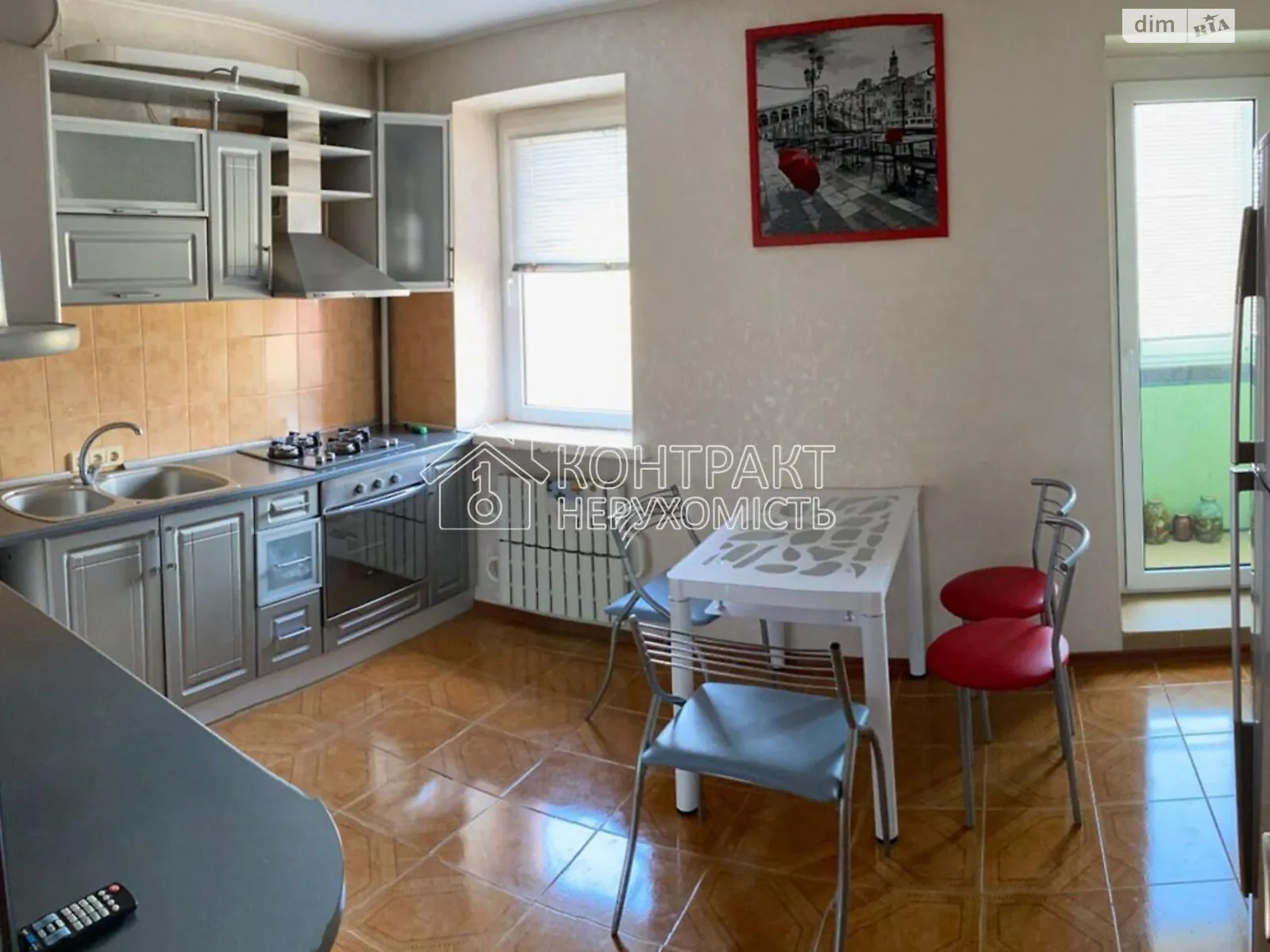 Продается 3-комнатная квартира 83 кв. м в Харькове, просп. Героев Харькова(Московский), 64А - фото 1