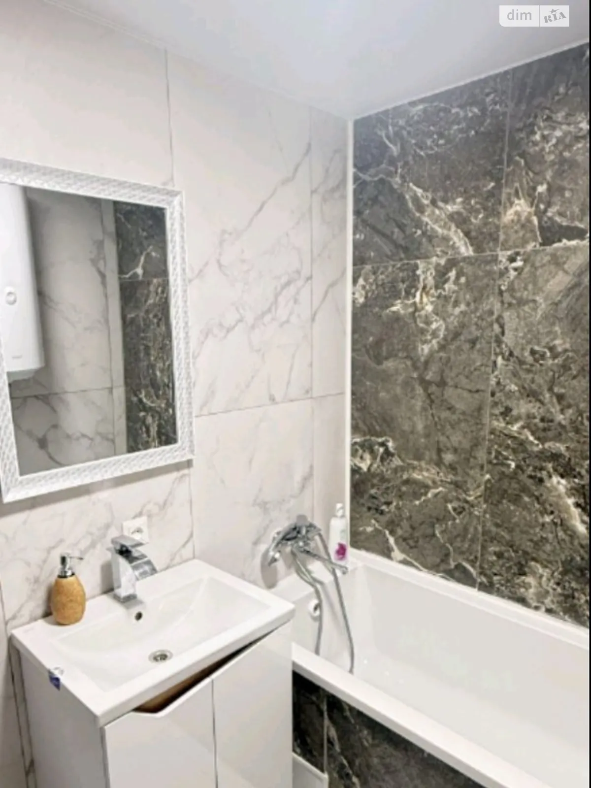 2-комнатная квартира 50 кв. м в Тернополе, ул. Мира - фото 1