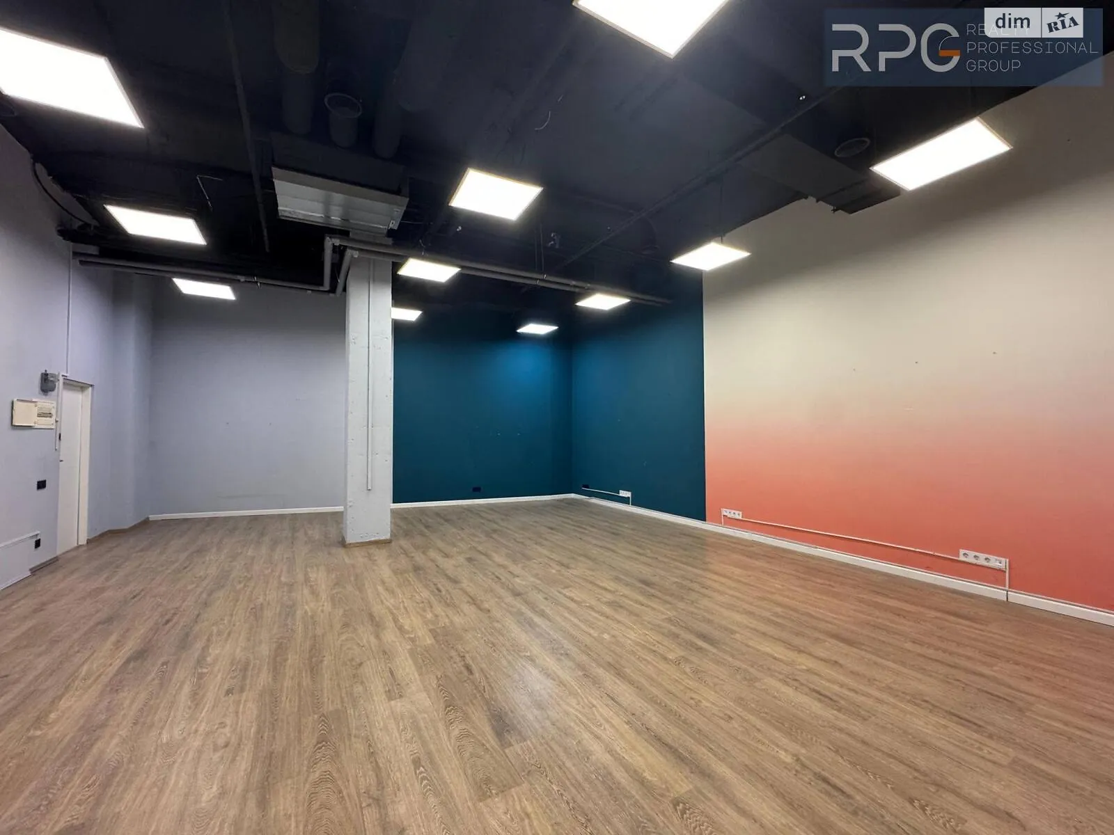 Сдается в аренду офис 73 кв. м в бизнес-центре, цена: 50000 грн - фото 1