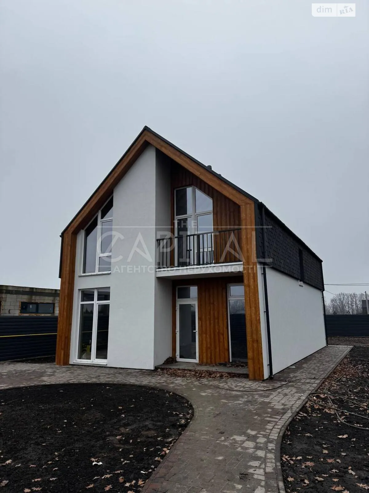 Продается дом на 2 этажа 140 кв. м с баней/сауной, цена: 135000 $ - фото 1