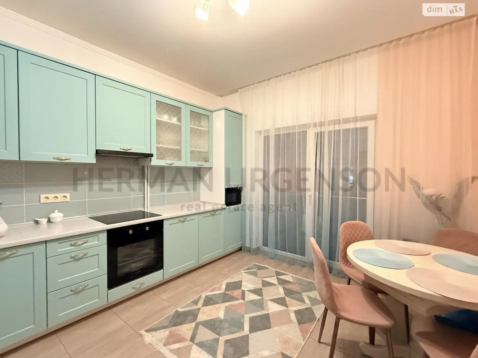 Продается 3-комнатная квартира 82.9 кв. м в Ужгороде, ул. Бабьяка - фото 1