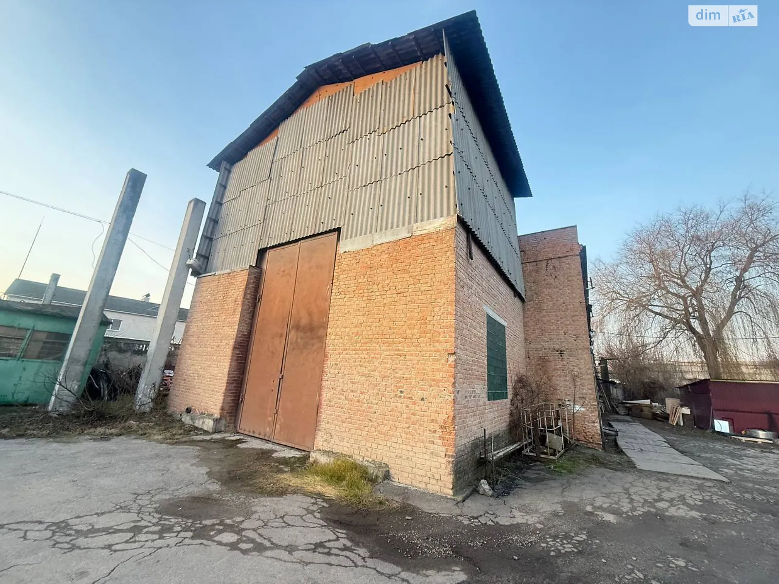 Продается помещения свободного назначения 440 кв. м в 2-этажном здании, цена: 350000 $ - фото 1