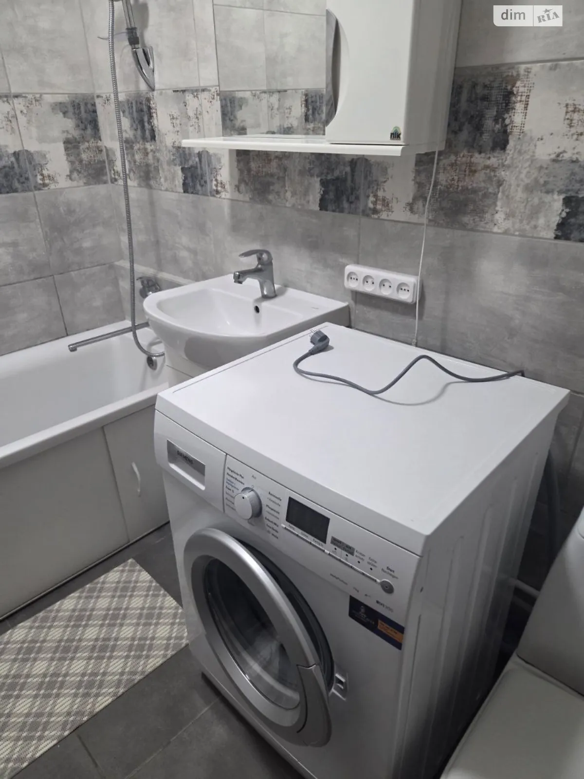 Здається в оренду 1-кімнатна квартира 35 кв. м у Рівному, вул. Гайдамацька, 13 - фото 1