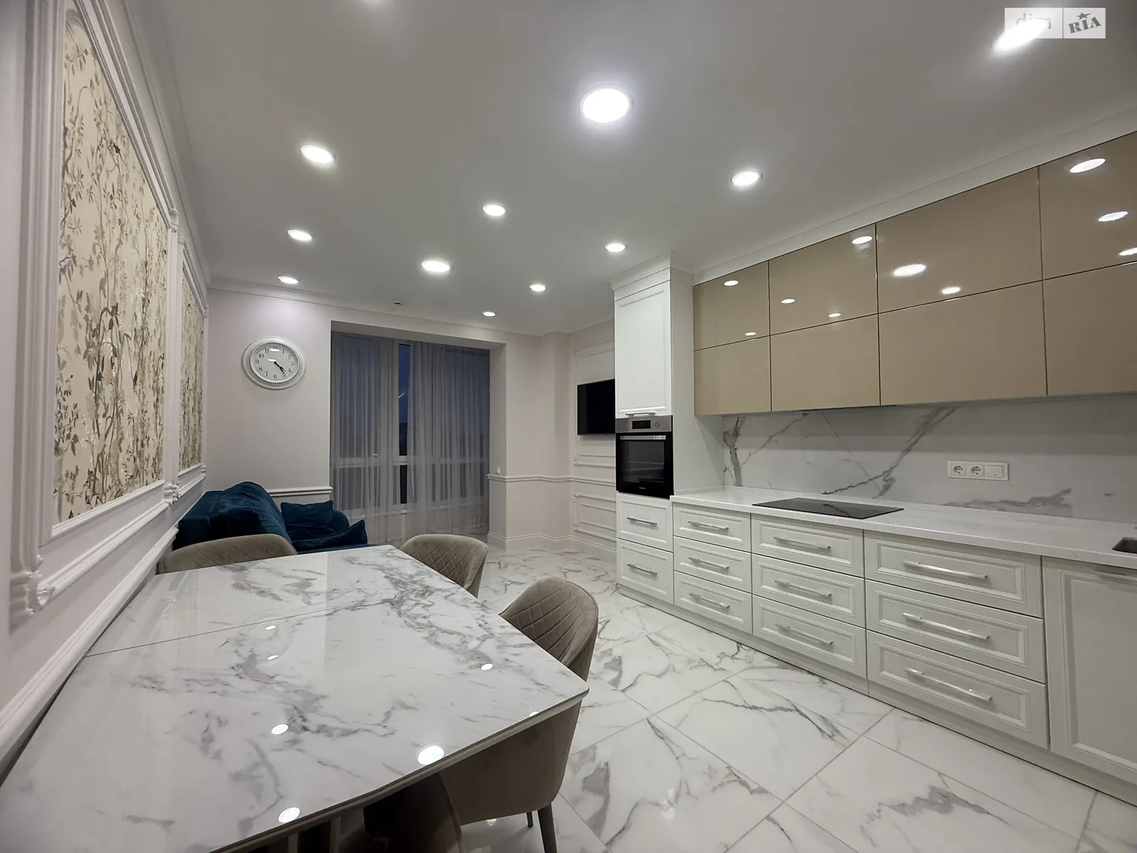 Продается 2-комнатная квартира 79 кв. м в Виннице, ул. Келецкая - фото 1