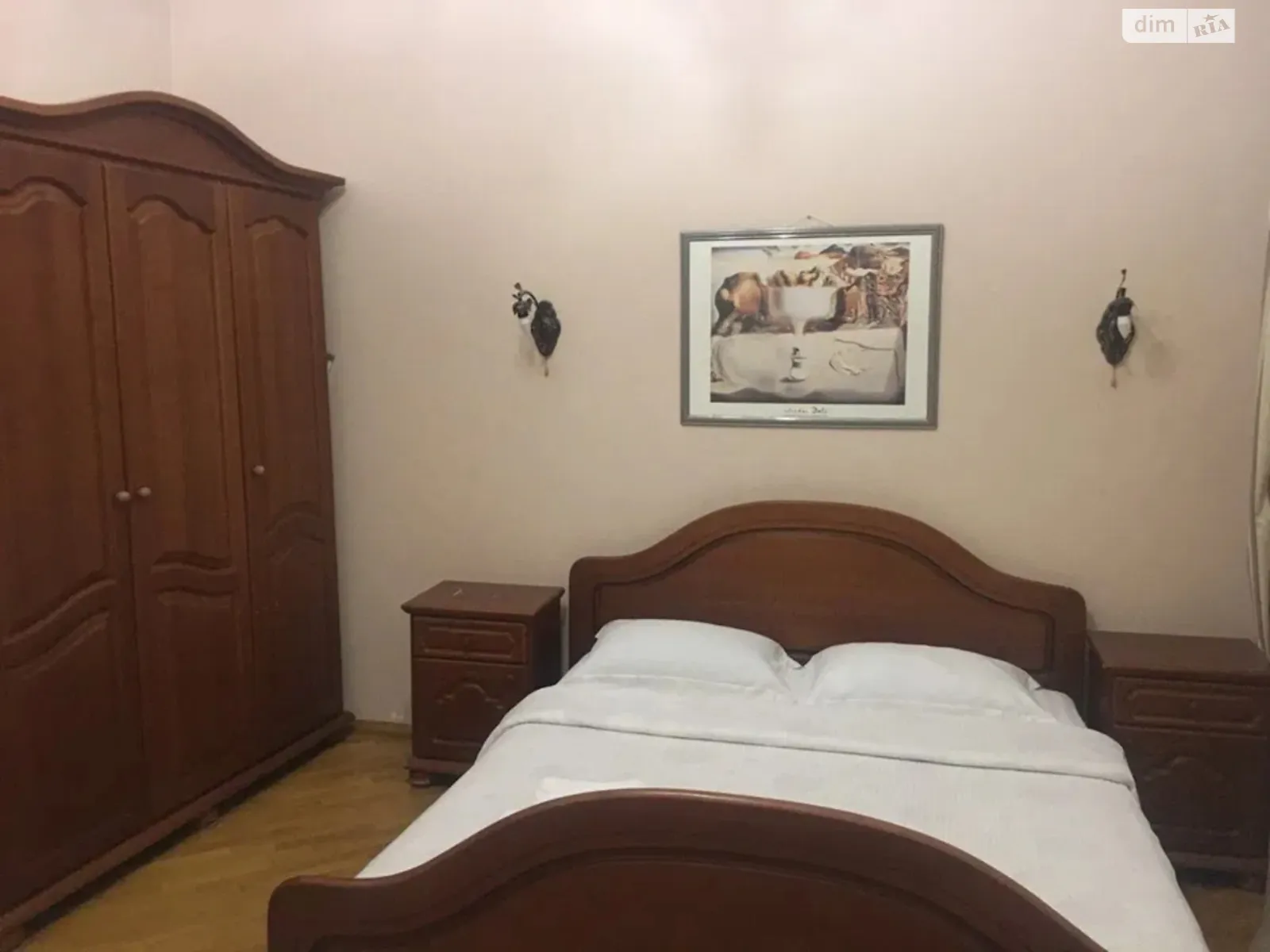 Продается 3-комнатная квартира 90 кв. м в Киеве, ул. Богдана Хмельницкого, 10 - фото 1