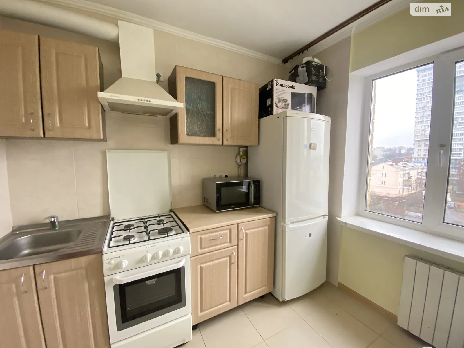 Продается 1-комнатная квартира 33.5 кв. м в Киеве, ул. Петропавловская, 14 - фото 1