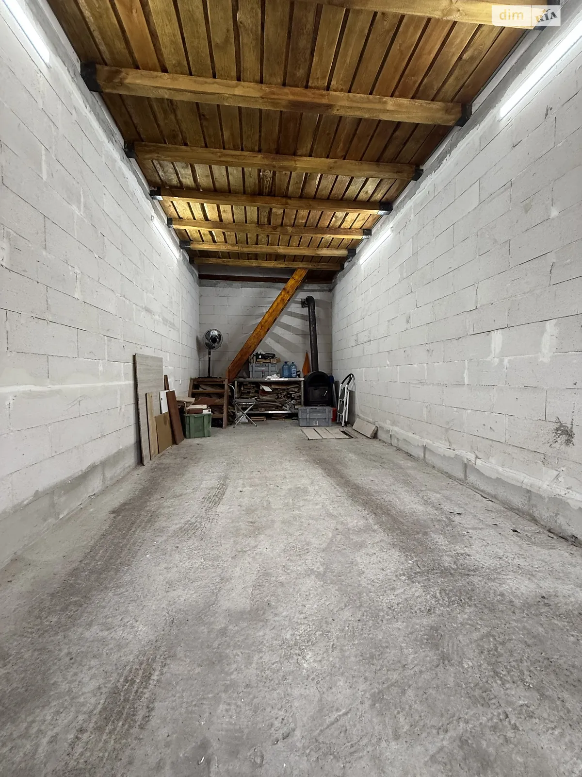 Продається окремий гараж універсальний на 40 кв. м, цена: 17000 $ - фото 1