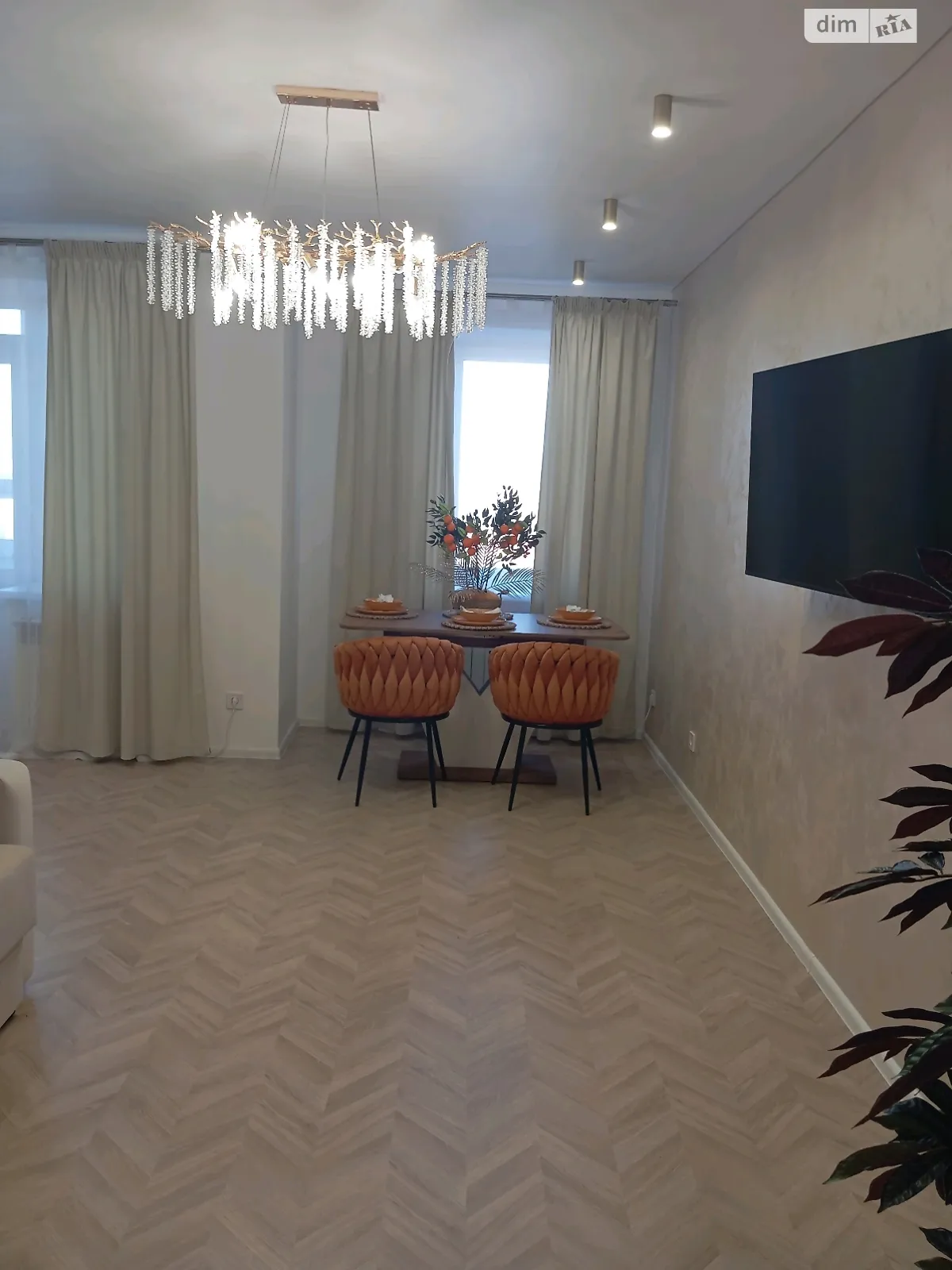 Продается 2-комнатная квартира 70.8 кв. м в Виннице, ул. Андрея Шептицкого, 4 - фото 1