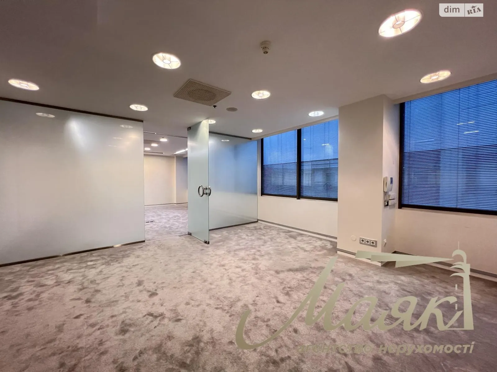 ул. Богдана Хмельницкого, 12 Центр Киев Площадь Независимости, цена: 3800 $ - фото 1