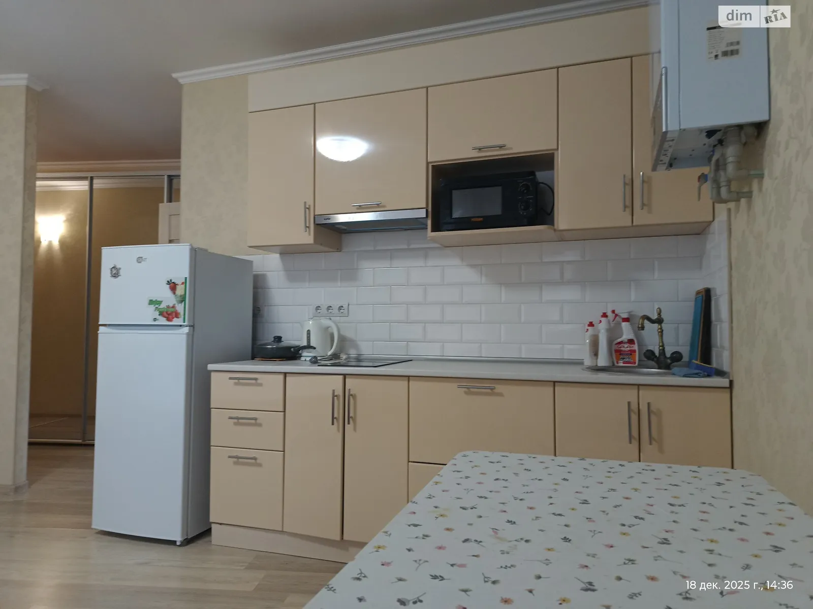 Сдается в аренду 1-комнатная квартира 32 кв. м в Одессе, ул. 8-я Линия Люстдорфской дороги, 7/1 - фото 1