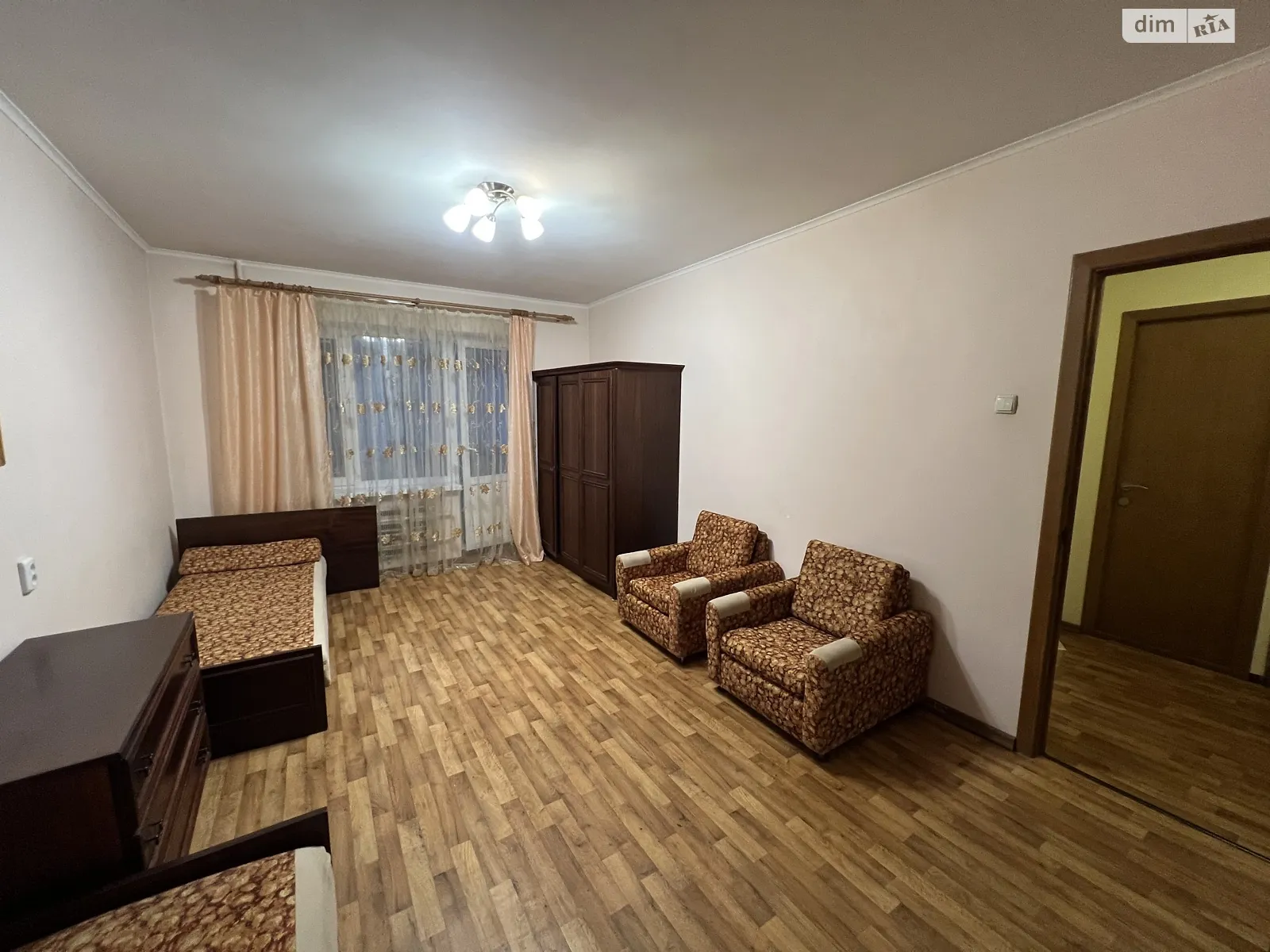 Продається 1-кімнатна квартира 38.6 кв. м у Дніпрі, мас. Тополя-3, 21 корпус 2 - фото 1