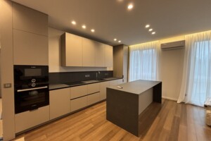 Куплю квартиру Закарпатской области