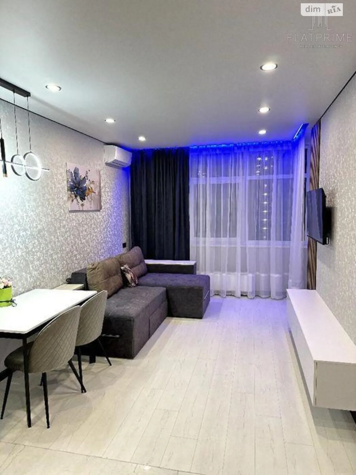 Продается 2-комнатная квартира 67.1 кв. м в Киеве, ул. Александра Олеся, 6А - фото 1