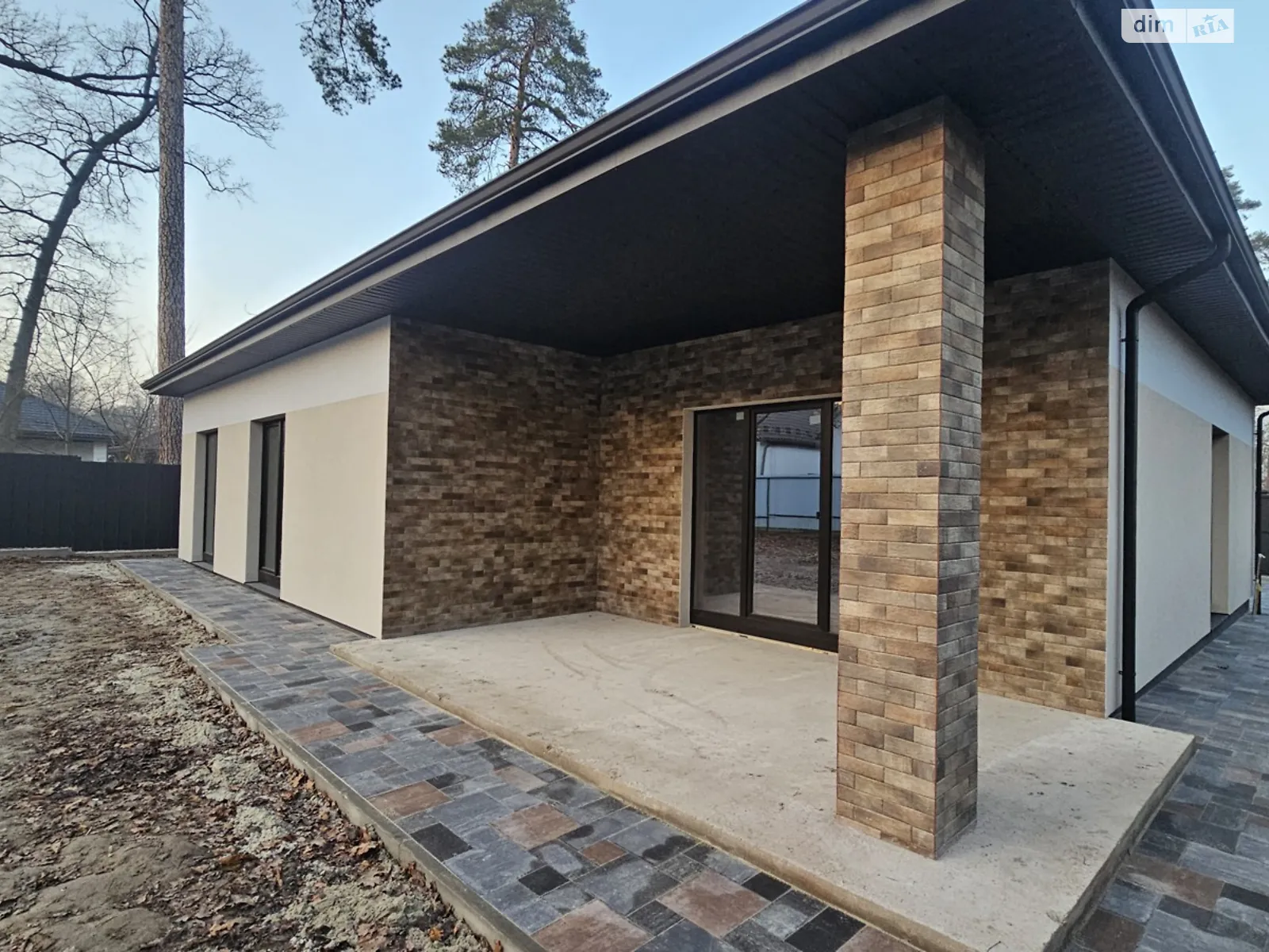 Продается одноэтажный дом 122 кв. м с садом, цена: 128000 $ - фото 1