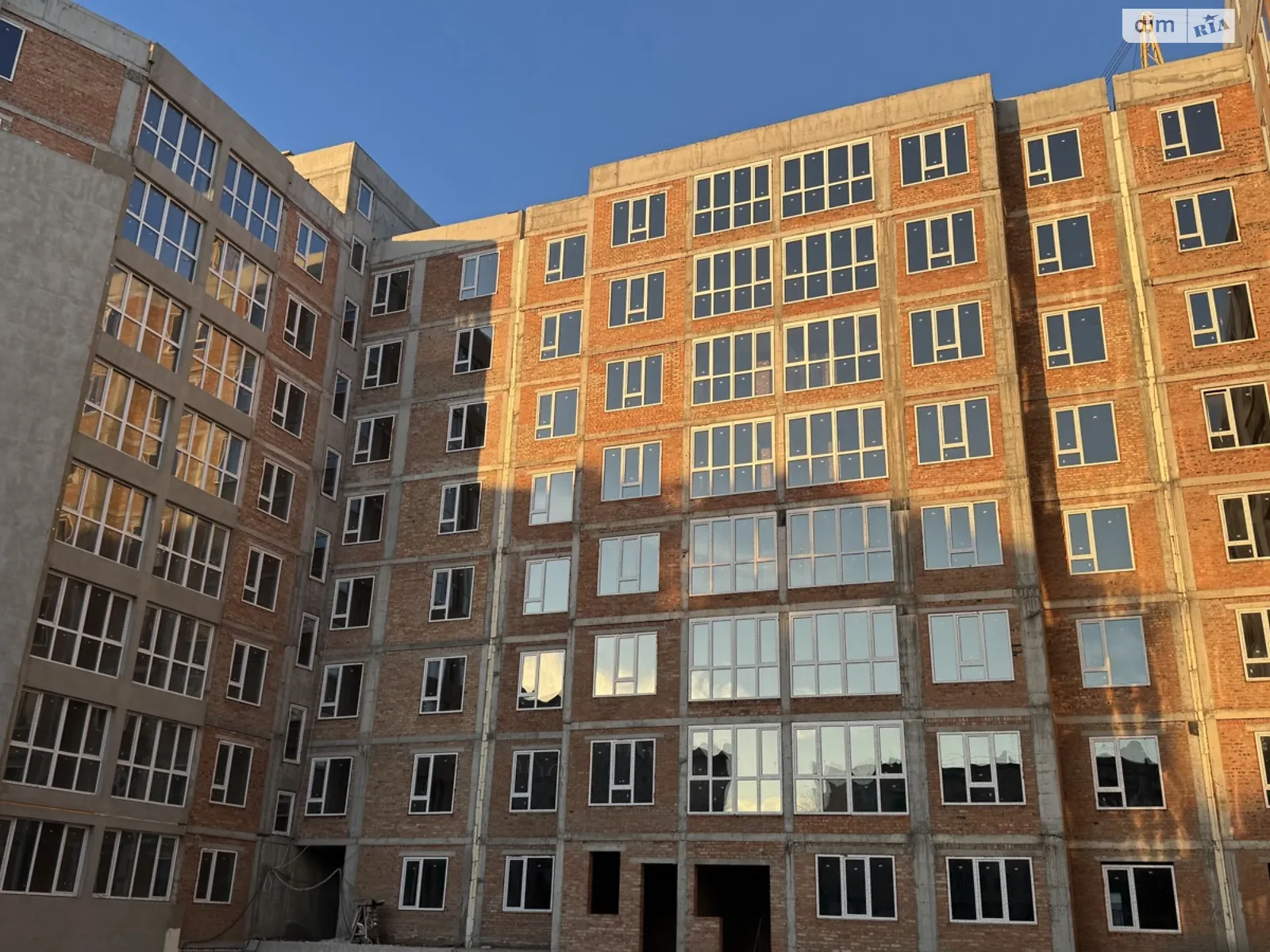 Продается 1-комнатная квартира 51 кв. м в Виннице, пл. Ивана Богуна, 27 - фото 1