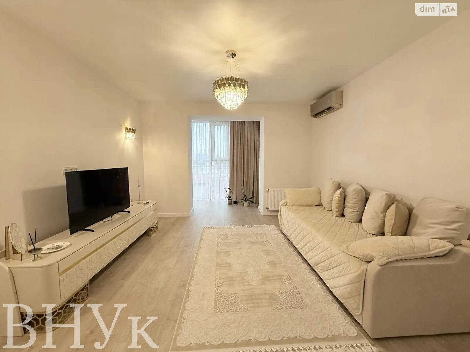 2-комнатная квартира 86 кв. м в Луцке, ул. Коперника, 83 - фото 1