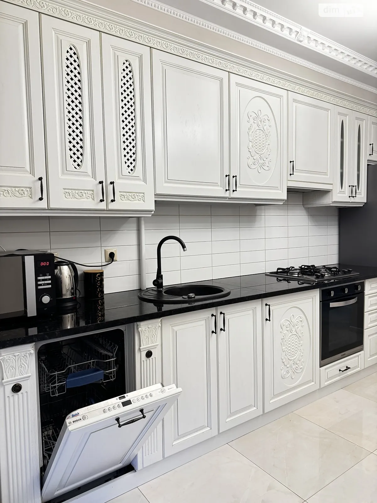 Здається в оренду 2-кімнатна квартира 72 кв. м у Ужгороді, вул. Капушанська(Перемоги), 177А - фото 1