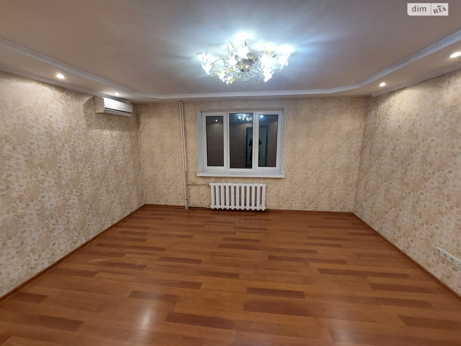 Продается 1-комнатная квартира 38.6 кв. м в Николаеве, ул. 6-я Слободская - фото 1