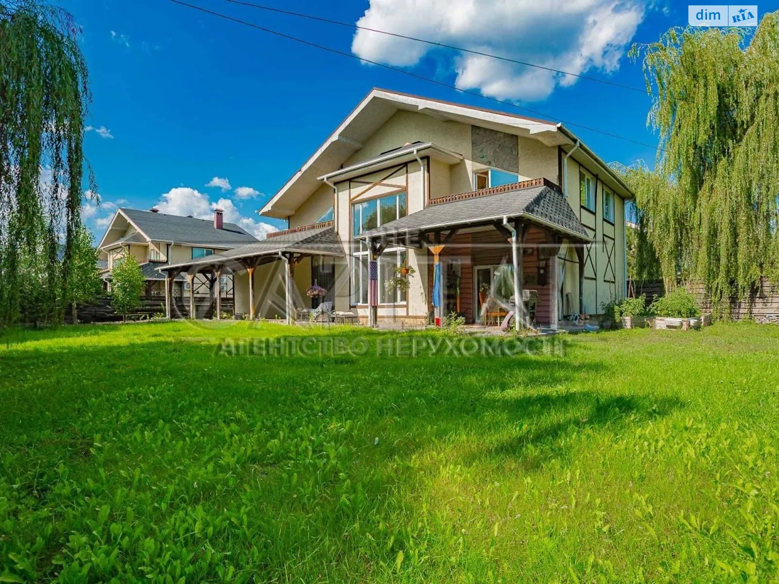 Продается дом на 2 этажа 289.5 кв. м с беседкой, цена: 435000 $ - фото 1