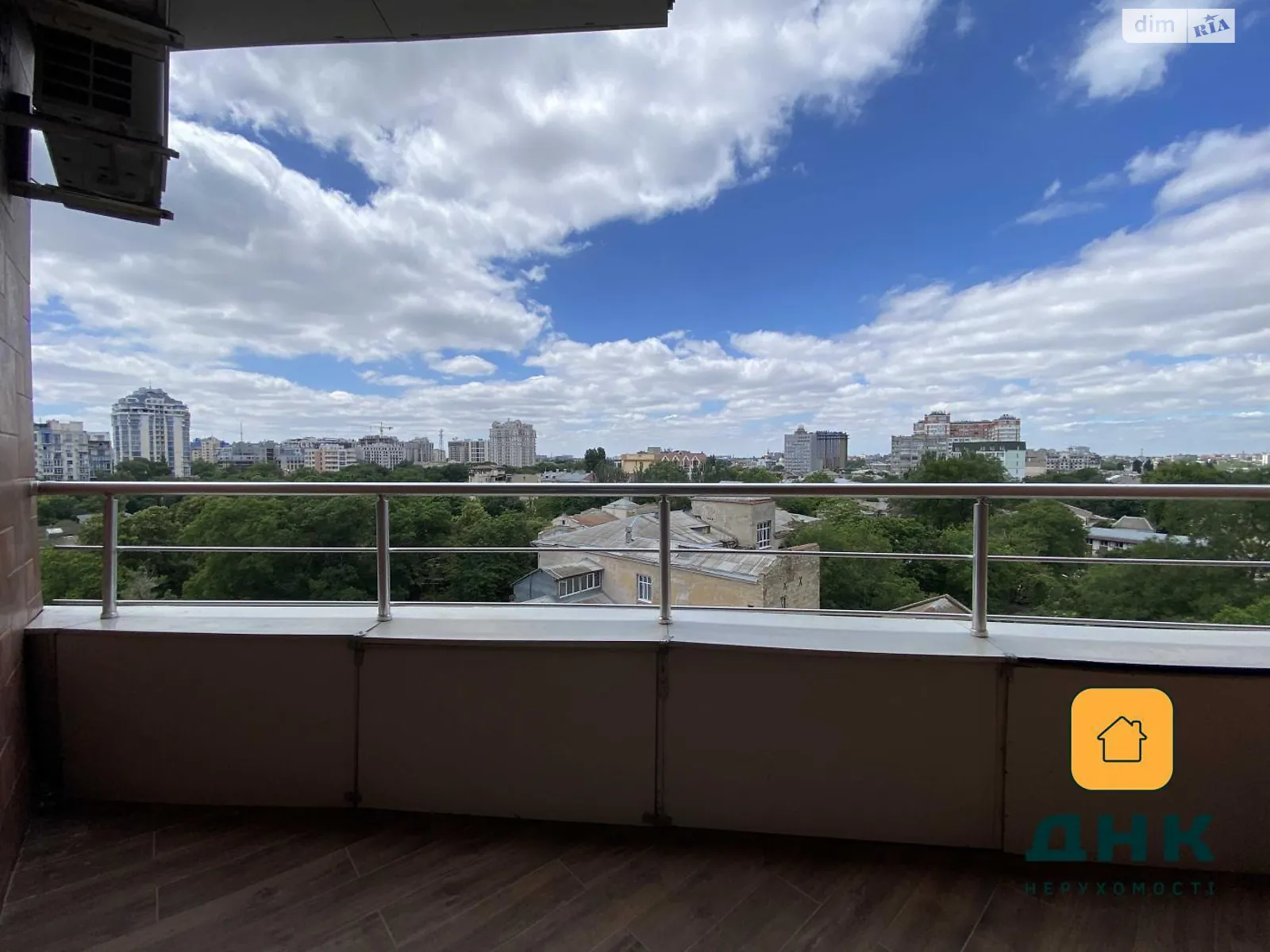 Продается 2-комнатная квартира 105 кв. м в Одессе - фото 1