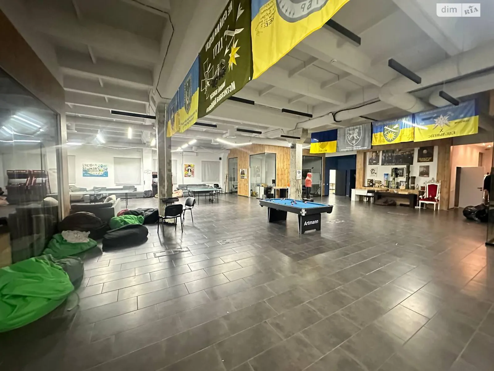 Сдается в аренду офис 900 кв. м в бизнес-центре, цена: 17000 $ - фото 1