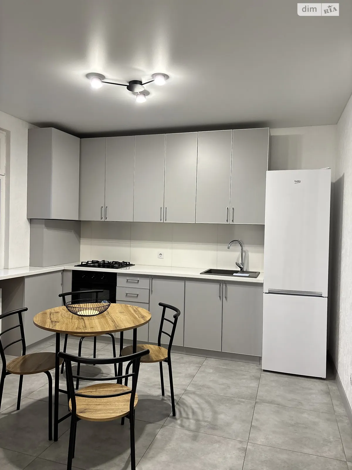 Сдается в аренду 1-комнатная квартира 45.8 кв. м в Хмельницком, ул. Кармелюка - фото 1