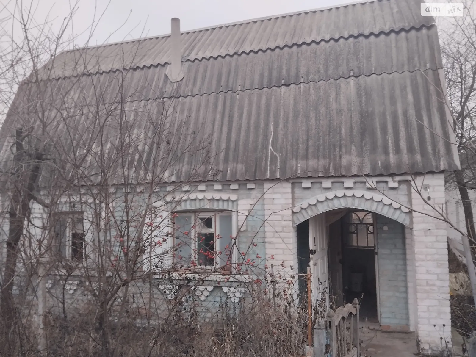 Продается дом на 2 этажа 39 кв. м с садом, цена: 33000 $ - фото 1