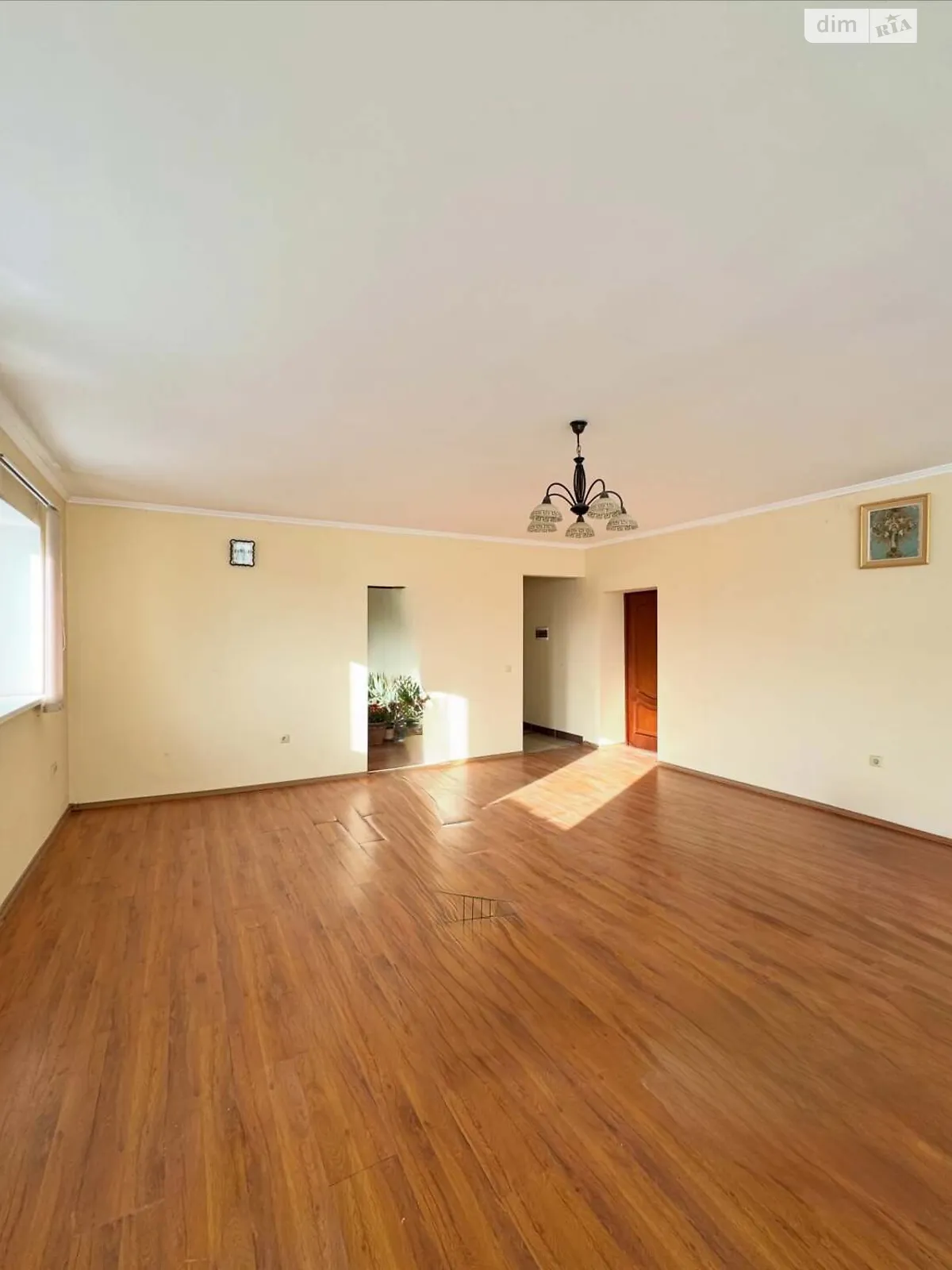 Сдается в аренду помещения свободного назначения 1000 кв. м в 2-этажном здании, цена: 3500 $ - фото 1