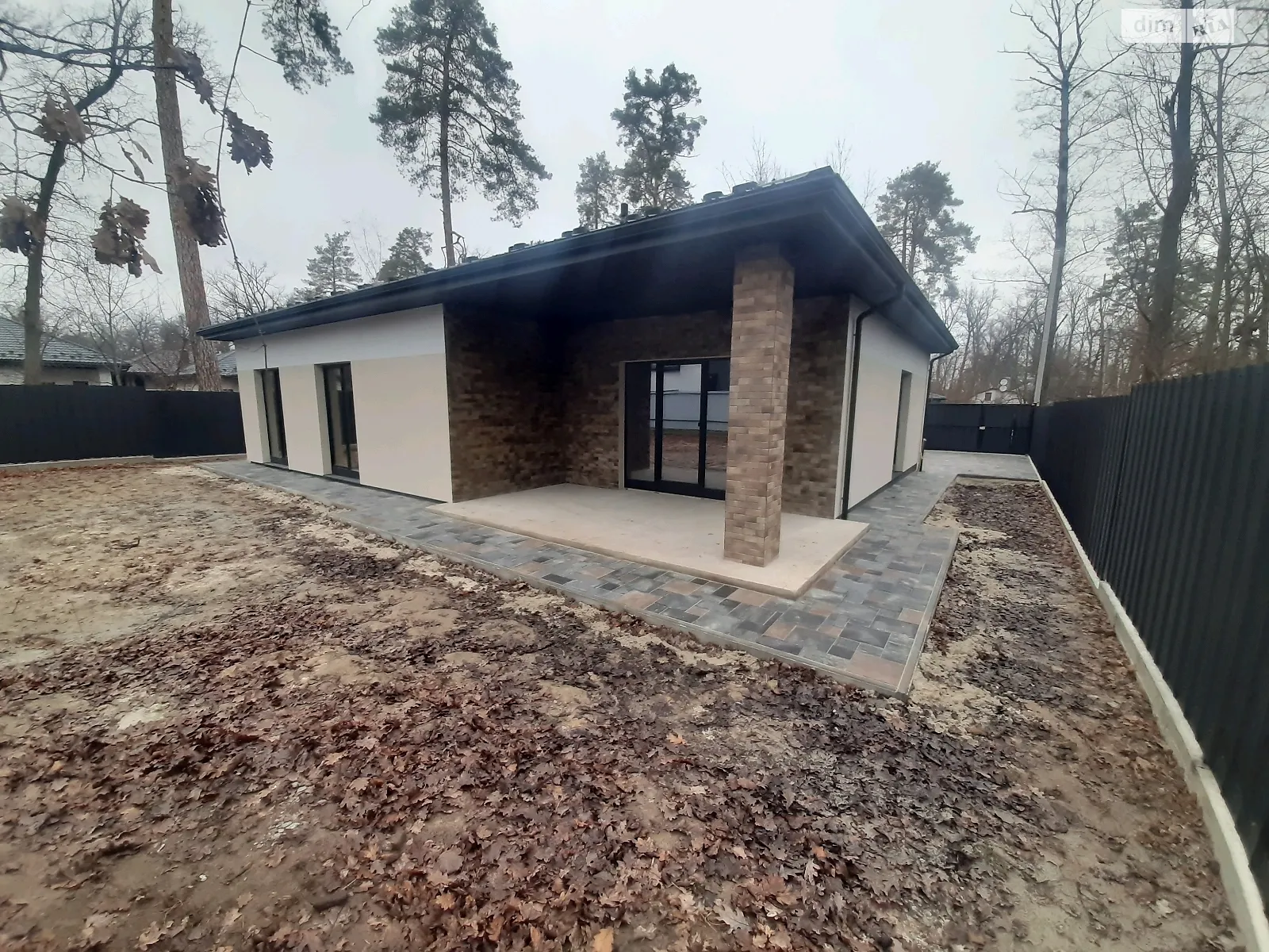 Продается одноэтажный дом 122 кв. м с балконом, цена: 128000 $ - фото 1