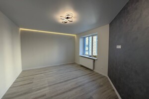 Продажа квартиры, Ивано-Франковск, р‑н. Княгинин, Княгинин улица, дом 44 корпус 37