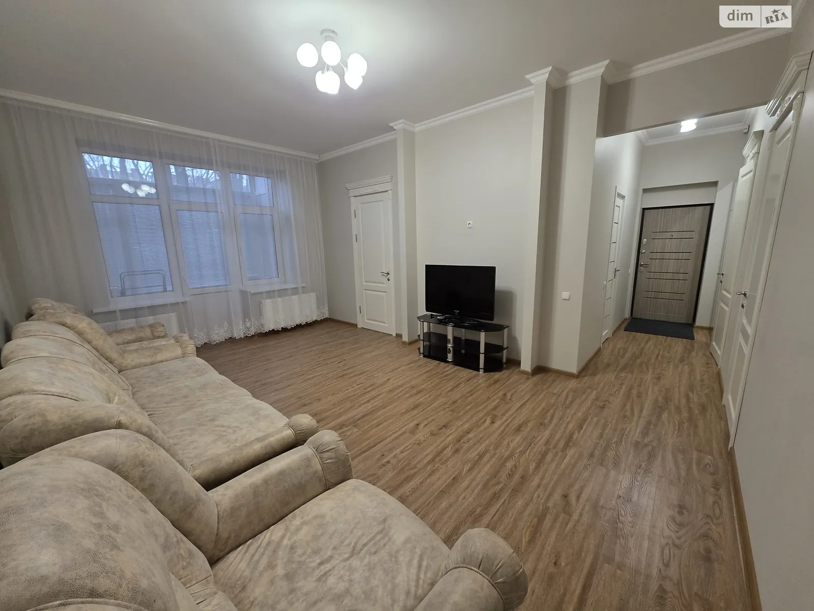 Сдается в аренду 3-комнатная квартира 80 кв. м в Виннице, ул. Театральная, 11 - фото 1