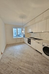 Продаж квартири, Івано-Франківськ, р‑н. Княгинин, Гарбарська вулиця