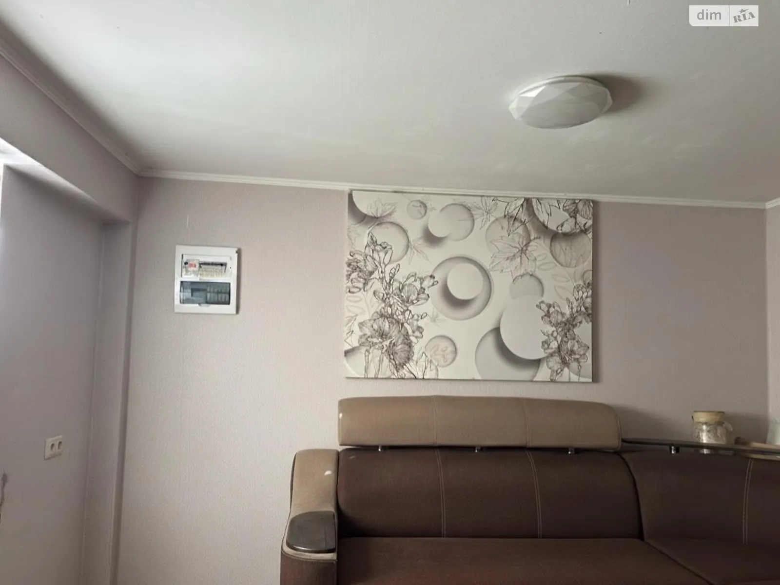 Продается дом на 2 этажа 60.6 кв. м с садом, цена: 49000 $ - фото 1