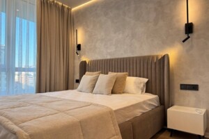 Продаж квартири, Івано-Франківськ, р‑н. Центр, Південний бульвар