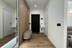 Продаж квартири, Івано-Франківськ, р‑н. Центр, Південний бульвар