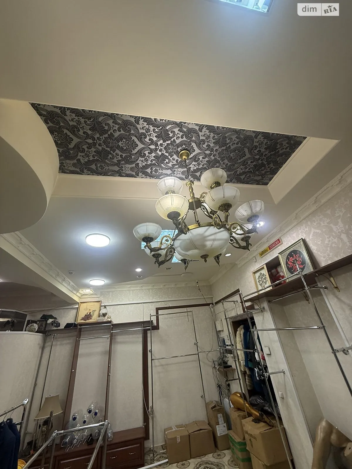 Сдается в аренду помещения свободного назначения 73.9 кв. м в 3-этажном здании, цена: 37000 грн - фото 1