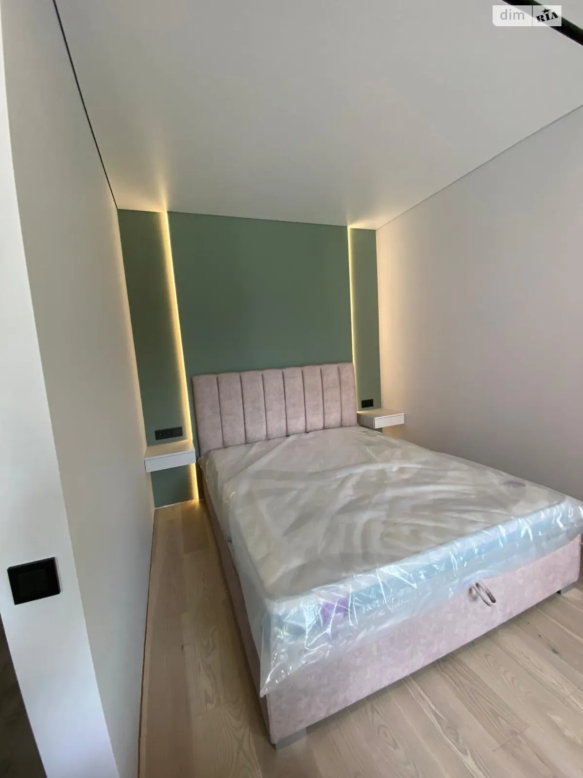 Здається в оренду 1-кімнатна квартира 40 кв. м у, цена: 400 $ - фото 1