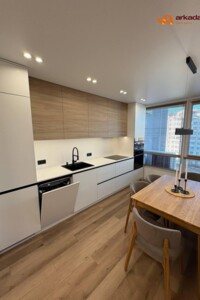 Продаж квартири, Івано-Франківськ, р‑н. Центр, Бельведерська вулиця, буд. 32А