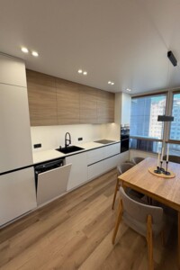 Продаж квартири, Івано-Франківськ, р‑н. Центр, Бельведерська вулиця, буд. 32Б