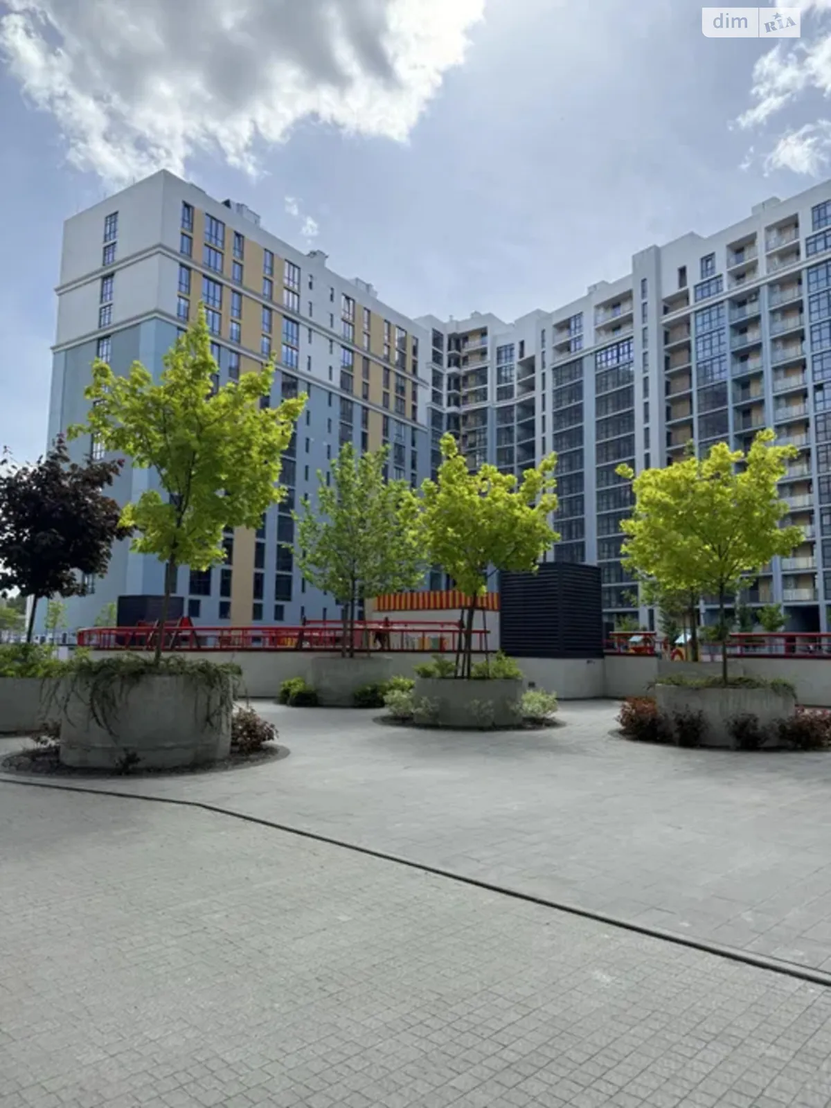 Продается 1-комнатная квартира 30.5 кв. м в Львове, ул. Стрыйская - фото 1