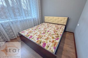 Продажа квартиры, Чернигов, р‑н. Новозаводской, Мазепы Ивана улица, дом 72Б