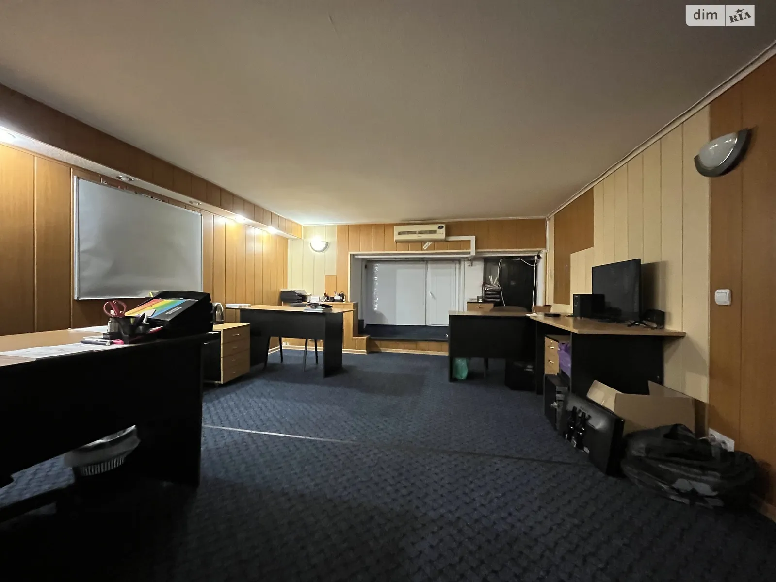 Сдается в аренду офис 50.3 кв. м в бизнес-центре, цена: 25000 грн - фото 1