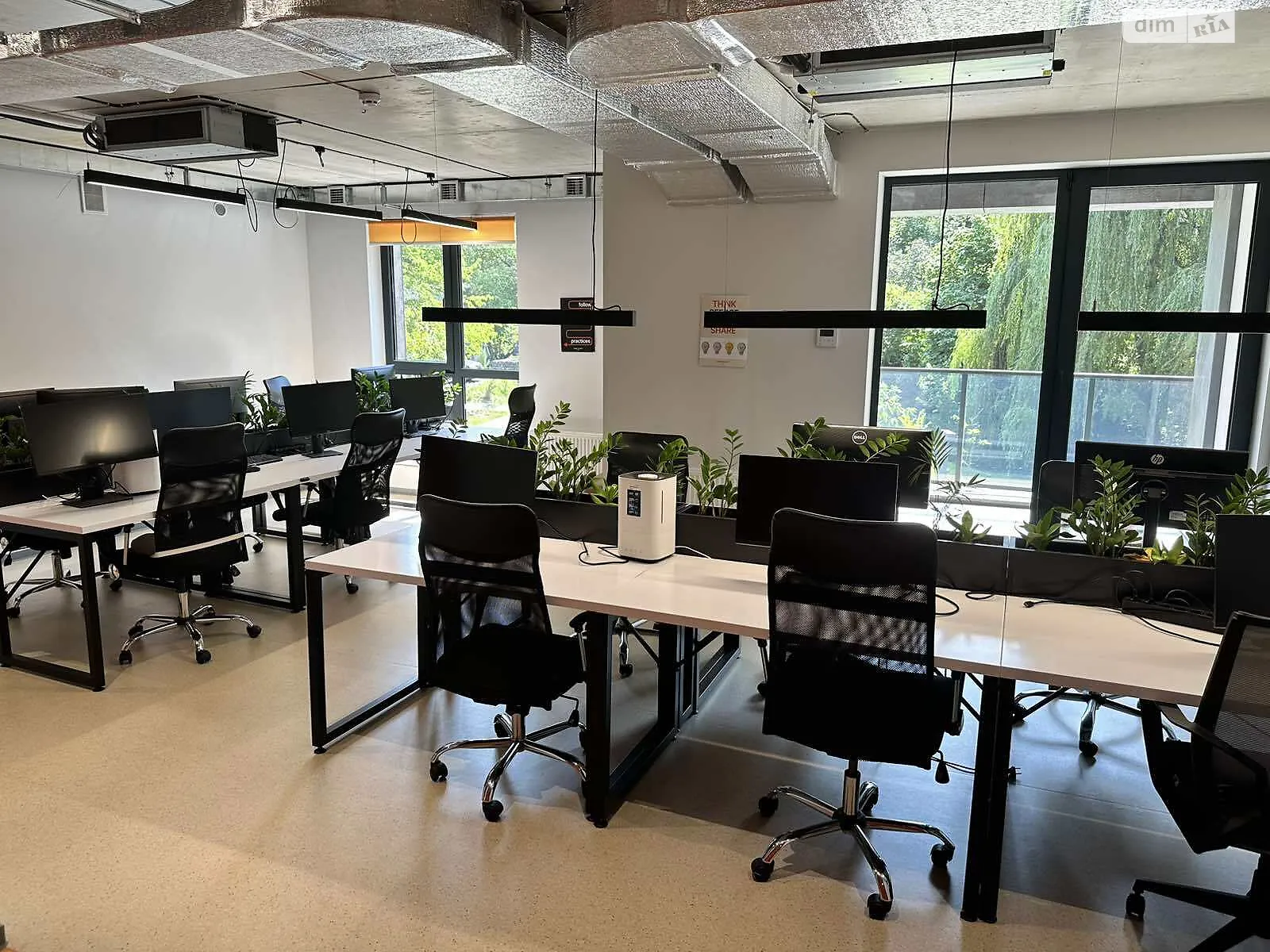 Сдается в аренду офис 353.5 кв. м в бизнес-центре, цена: 4700 $ - фото 1