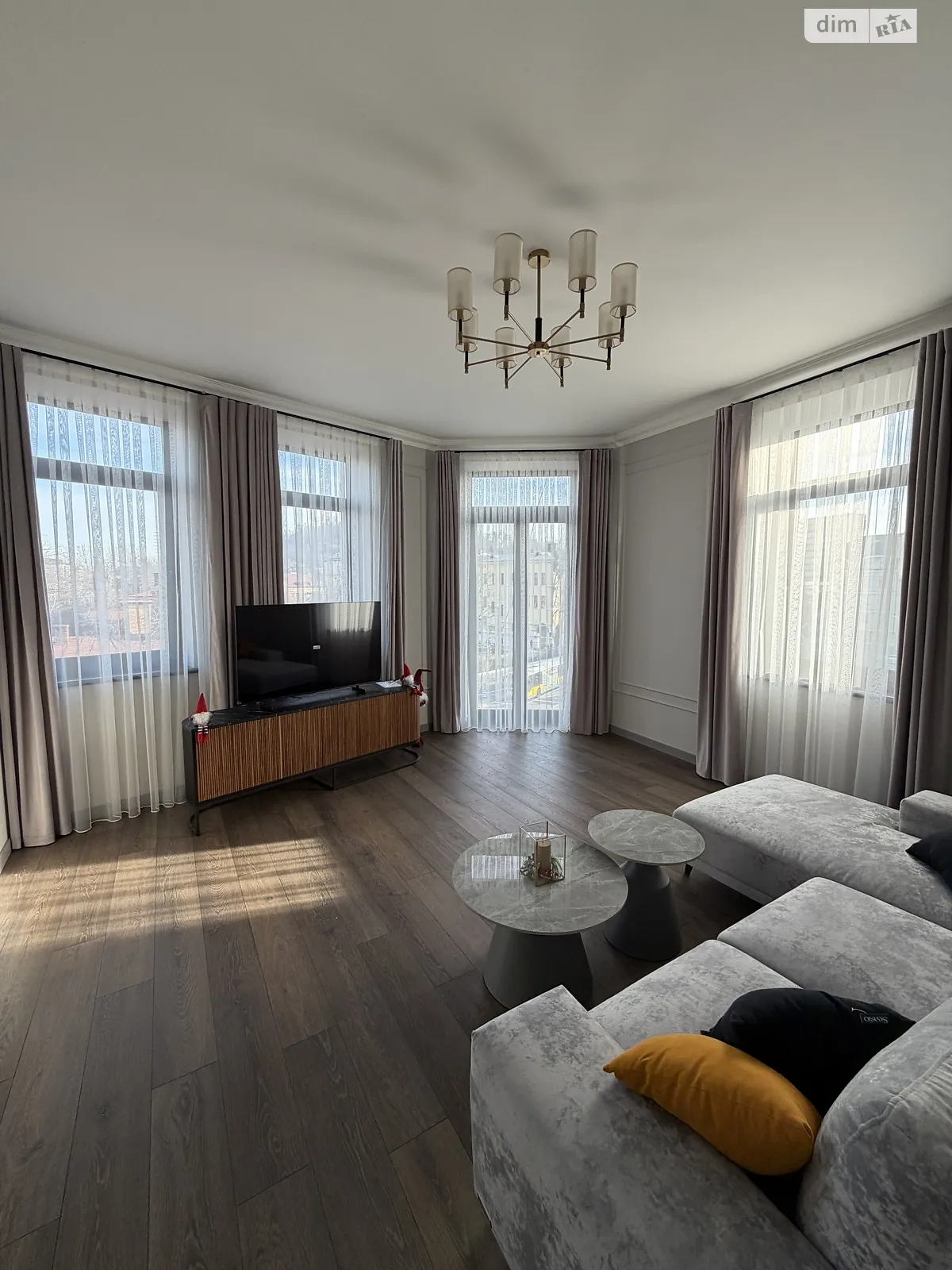 Сдается в аренду 2-комнатная квартира 61.8 кв. м в Львове, ул. Под Дубом, 2 - фото 1