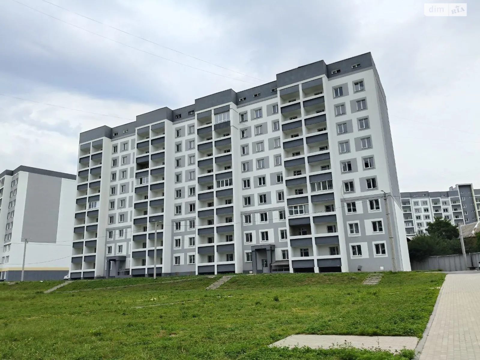 Продається 1-кімнатна квартира 41.8 кв. м у Харкові, вул. Полтавський Шлях, 184А корпус 18 - фото 1